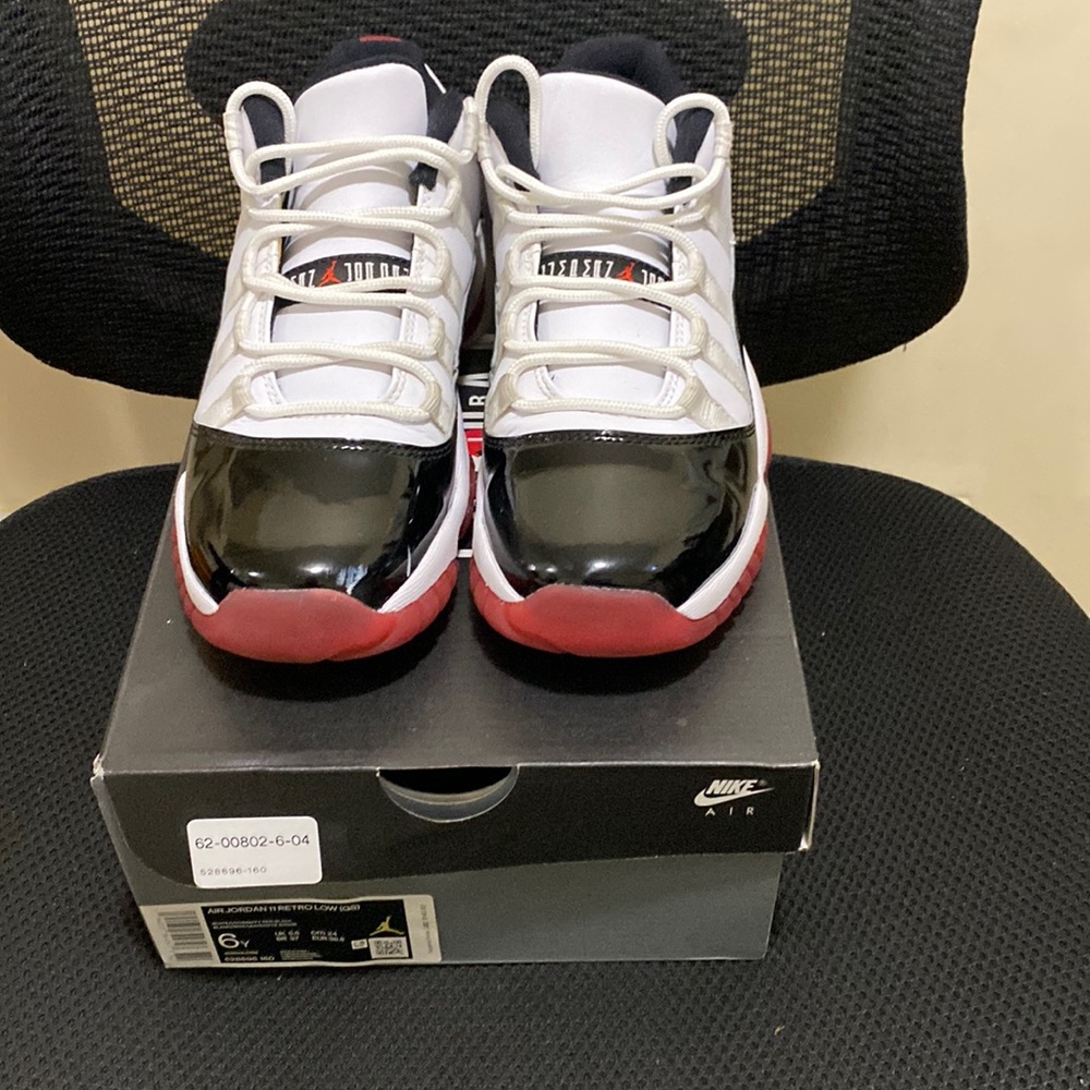 Air Jordan 11 Retro low 6 youth